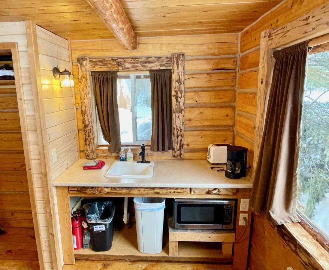 Meandering Moose Lodging Talkeetna Exterior photo